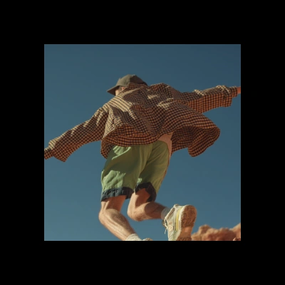 ComfyUI workflow preview: Flux.1: Image Outpainting - Before