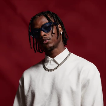 ComfyUI workflow template:  Generate Realistic Variations